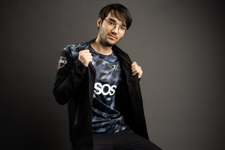 Fnatic 2021 Worlds Jersey collection