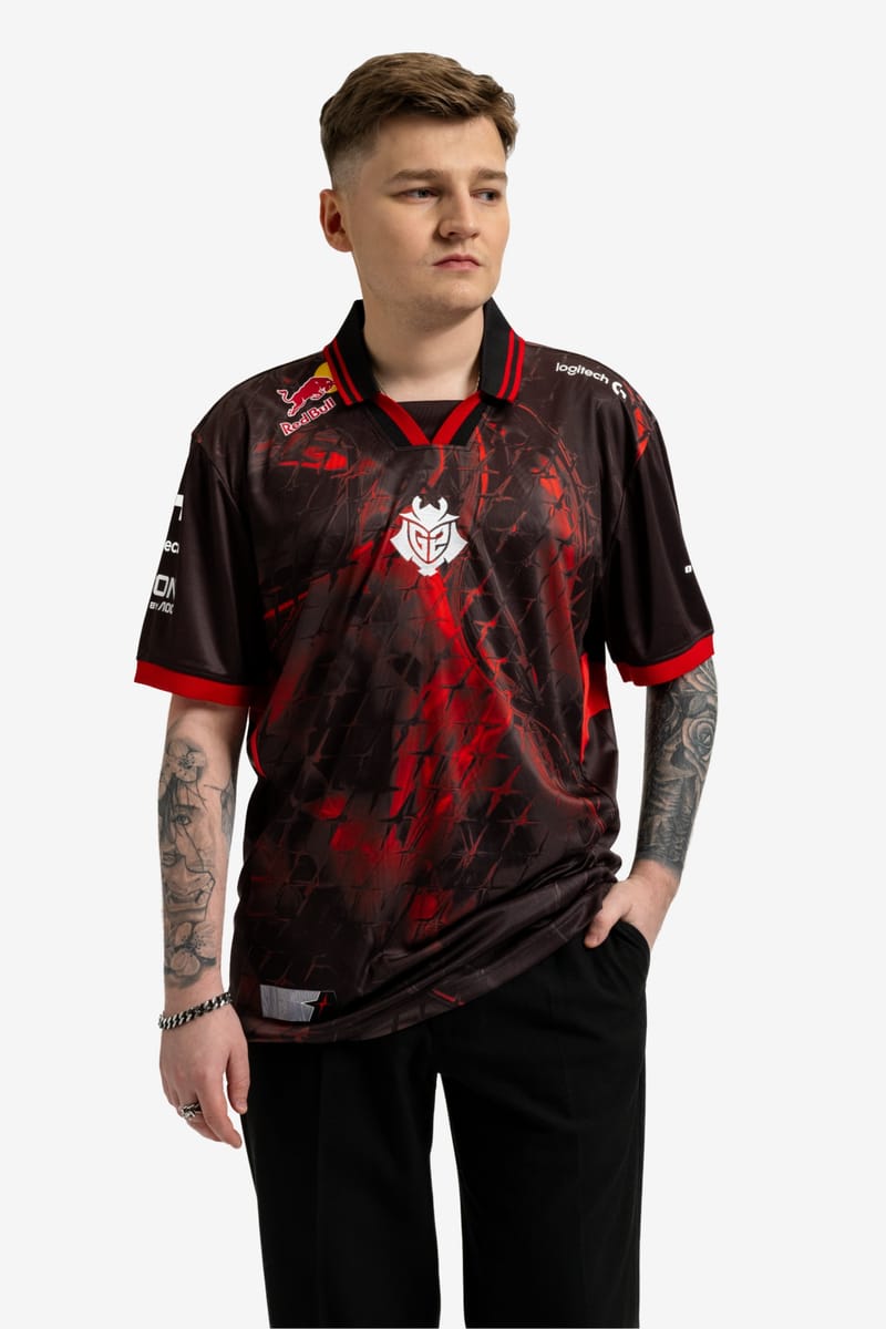 G2 Esports Pro Kit 2025 Jersey worn view