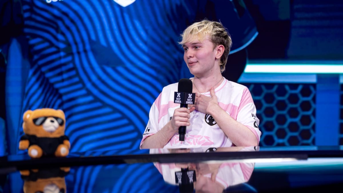 Team Heretics 2025 VCT Snake Year Jersey and Champions Pink Edition